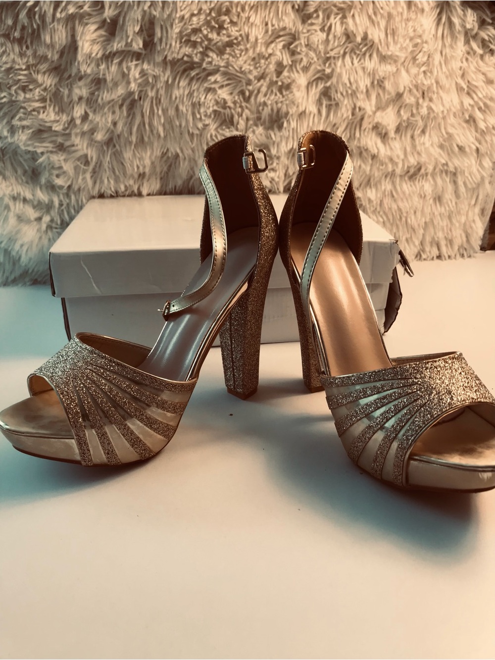 SHEIN Gold Glitter Block Heel Platform Sandals